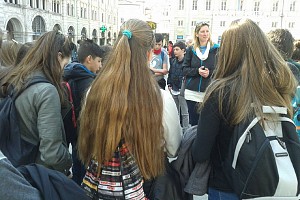 Con la guida in Piazza Unita' d'Italia