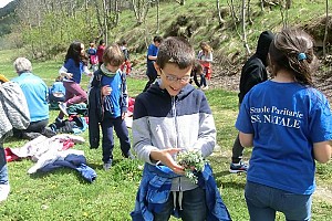 Ancora bambini belli e fiori