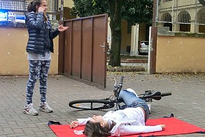 Simulazione di caduta dalla bici