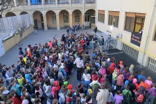 Inizio della Via Crucis nel cortile