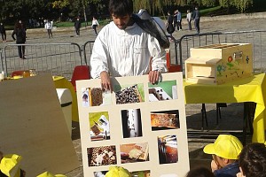 L'apicoltore Emiliano ci spiega il suo lavoro e poi...